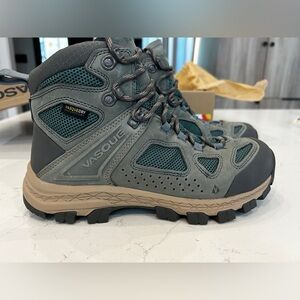 Vasque Breeze 7553 Dry Boots